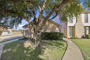 1 Wellington Park, Baytown, TX 77520 - Photo 1