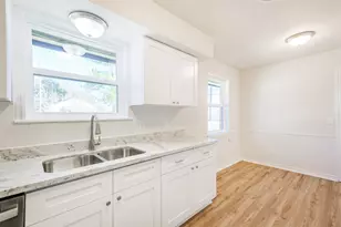 802 Wright St, El Campo, TX 77437 - Photo 24