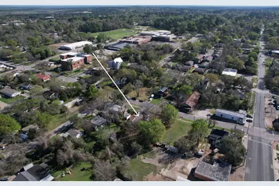 908 Sam Houston Avenue, Huntsville, TX 77320 - Photo 22