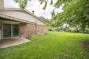 13402 T C Jester Blvd, Houston, TX 77038 - Photo 16