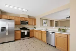 1255 Bartlett Cove Dr, Houston, TX 77067 - Photo 4