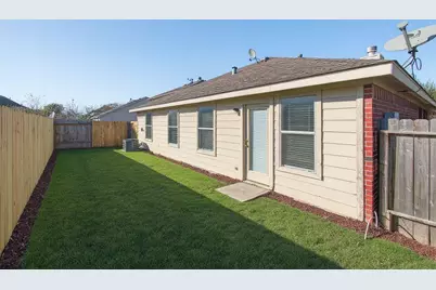 1255 Bartlett Cove Drive, Houston, TX 77067 - Photo 14