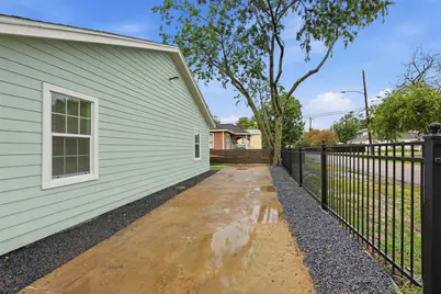 1509 Walton Street, Houston, TX 77009 - Photo 20