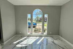 14802 Belterraza Dr, Houston, TX 77083 - Photo 6