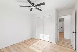15903 Hickory Bend Dr, Alvin, TX 77511 - Photo 20