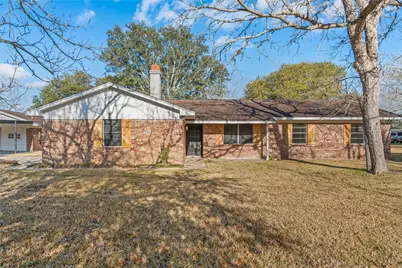 15903 Hickory Bend Drive, Alvin, TX 77511 - Photo 2