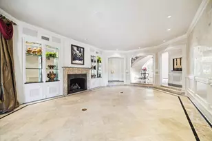 35 The Oval St, Sugar Land, TX 77479 - Photo 8