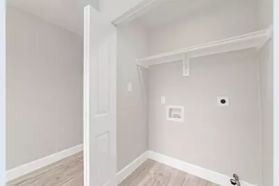 1416 E Avenue B, Bay City, TX 77414 - Photo 16