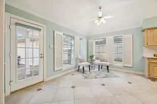 2021 Castlewind Ct, League City, TX 77573 - Photo 12