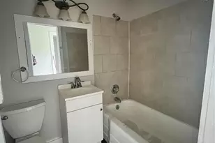 310 S Pumphrey St, Edna, TX 77957 - Photo 12