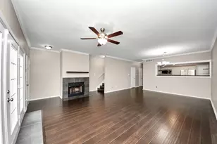 554 Wilcrest Dr, Houston, TX 77042 - Photo 8