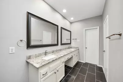 554 Wilcrest Drive #554, Houston, TX 77042 - Photo 20