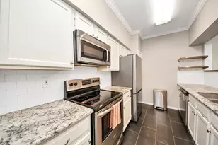 554 Wilcrest Dr, Houston, TX 77042 - Photo 4