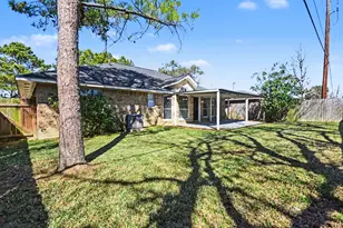 9478 Carmalee St, Houston, TX 77075 - Photo 20