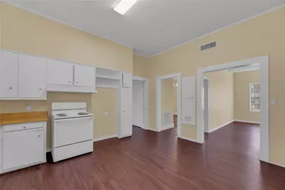 758 S Jefferson Street, La Grange, TX 78945 - Photo 16