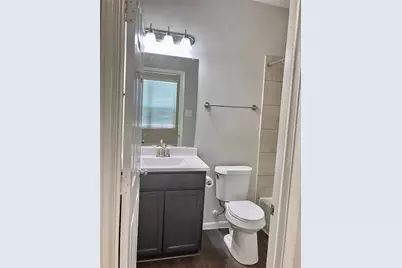 4219 W Bayou Maison Circle, Dickinson, TX 77539 - Photo 16