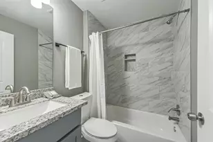 211 Big Hollow Ln, Houston, TX 77042 - Photo 26