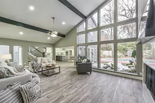 211 Big Hollow Ln, Houston, TX 77042 - Photo 6