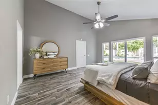 211 Big Hollow Ln, Houston, TX 77042 - Photo 18