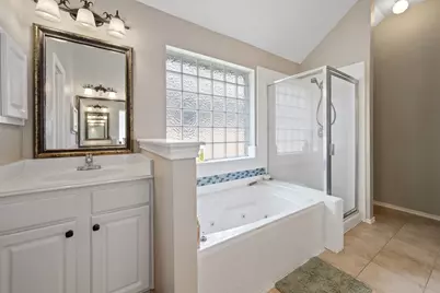 1122 Glenmeadows Drive, La Porte, TX 77571 - Photo 22