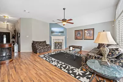 1122 Glenmeadows Drive, La Porte, TX 77571 - Photo 10