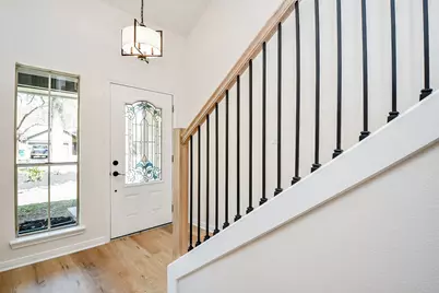 21 Edgewood Forest Ct, The Woodlands, TX 77381 - Photo 6