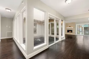 9232 Vickijohn Dr, Houston, TX 77031 - Photo 10