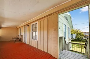 1012 12th St, Dickinson, TX 77539 - Photo 12