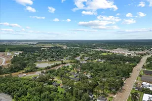 3715 Bayou Cir, Dickinson, TX 77539 - Photo 46