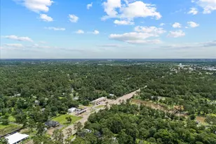 3715 Bayou Cir, Dickinson, TX 77539 - Photo 40