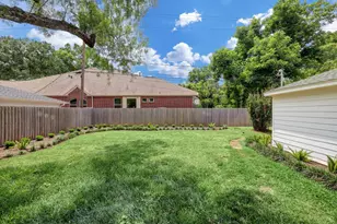 3807 Murworth Dr, Houston, TX 77025 - Photo 14