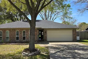 11507 Marrs Dr, Houston, TX 77065 - Photo 2