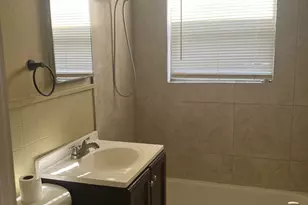 3810 New Orleans, Houston, TX 77020 - Photo 6