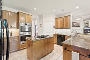 156 April Waters Dr W, Conroe, TX 77356 - Photo 12