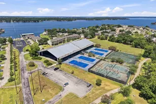 156 April Waters Dr W, Conroe, TX 77356 - Photo 38
