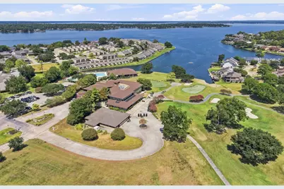 156 April Waters Drive W, Conroe, TX 77356 - Photo 38
