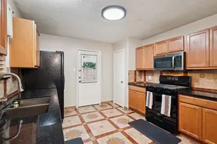 1631 Bonnyton Ln, Houston, TX 77014 - Photo 10