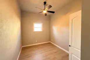 2209 Gano St, Houston, TX 77009 - Photo 8