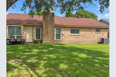 5001 Crestway Drive, La Porte, TX 77571 - Photo 4