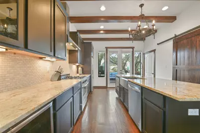 2601 Bevis Street #B, Houston, TX 77008 - Photo 10