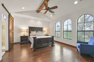 2601 Bevis St, Houston, TX 77008 - Photo 16
