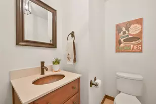 2601 Bevis St, Houston, TX 77008 - Photo 12