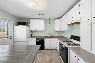 500 N Banks St, Caldwell, TX 77836 - Photo 6