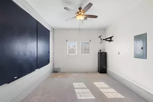 500 N Banks St, Caldwell, TX 77836 - Photo 8