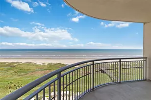 801 E Beach Dr, Galveston, TX 77550 - Photo 1