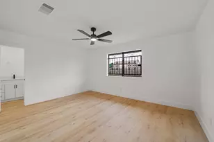 9811 Degas Ln, Houston, TX 77016 - Photo 18