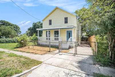 3207 Avenue M, Galveston, TX 77550 - Photo 2