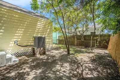 3207 Avenue M, Galveston, TX 77550 - Photo 26