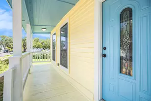 3207 Avenue M, Galveston, TX 77550 - Photo 4