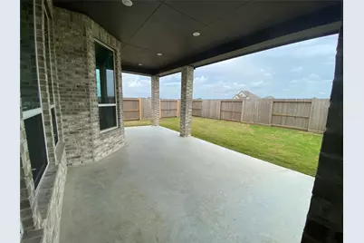 12246 Valencia Boulevard, Mont Belvieu, TX 77523 - Photo 6